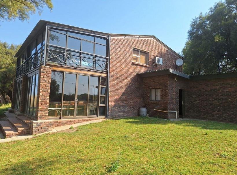 4 Bedroom Property for Sale in Douglas Rural Northern Cape